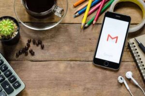 abriendo-gmail-celular-1236326-4072688-jpg