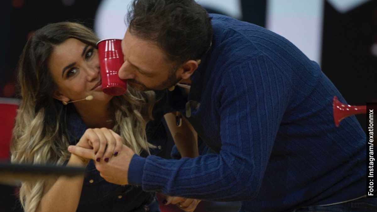 ¿Cuál es el horario y los días de Me Caigo de Risa, un programa de