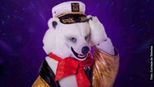 oso-polar-la-mascara-5045601-3941987-jpg