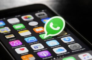 whatsapp-aplicaciones-smartphone_10269-6371532-5842312-jpg