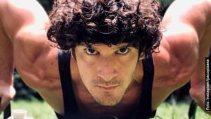 paco-pizan%cc%83a-survivor-mexico-2021-3658157-2288200-jpg